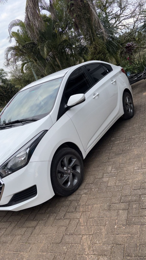 Projeto Automotivo - Hyundai HB20 Branco